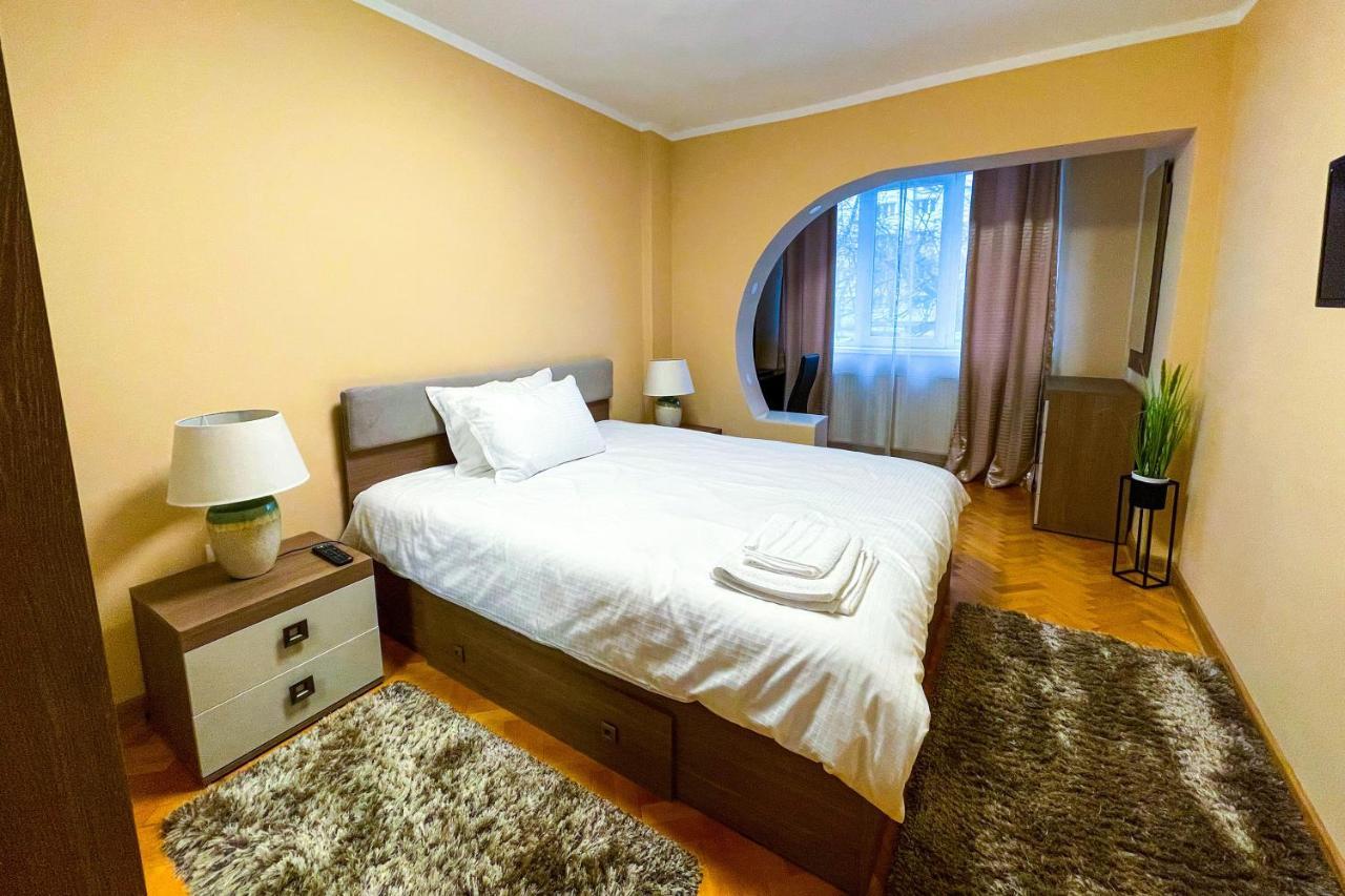 Apartament Rezidential Cero ทิมิชัวรา ภายนอก รูปภาพ
