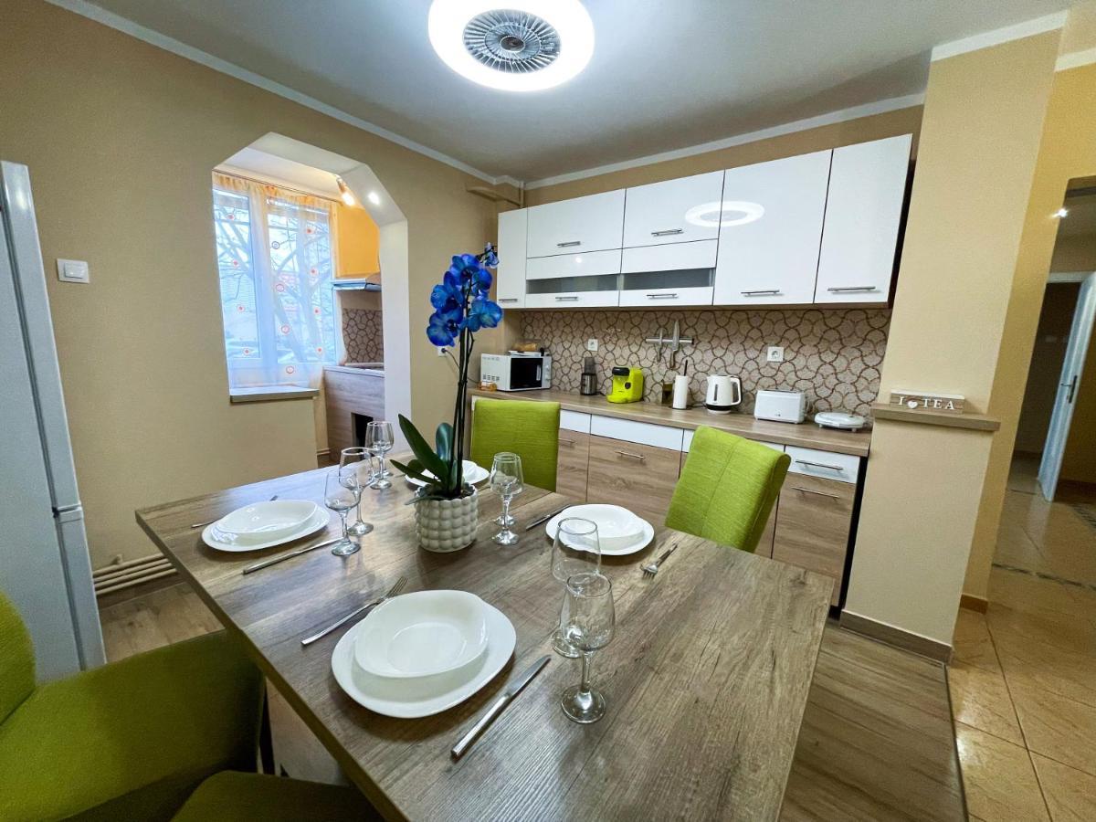 Apartament Rezidential Cero ทิมิชัวรา ภายนอก รูปภาพ