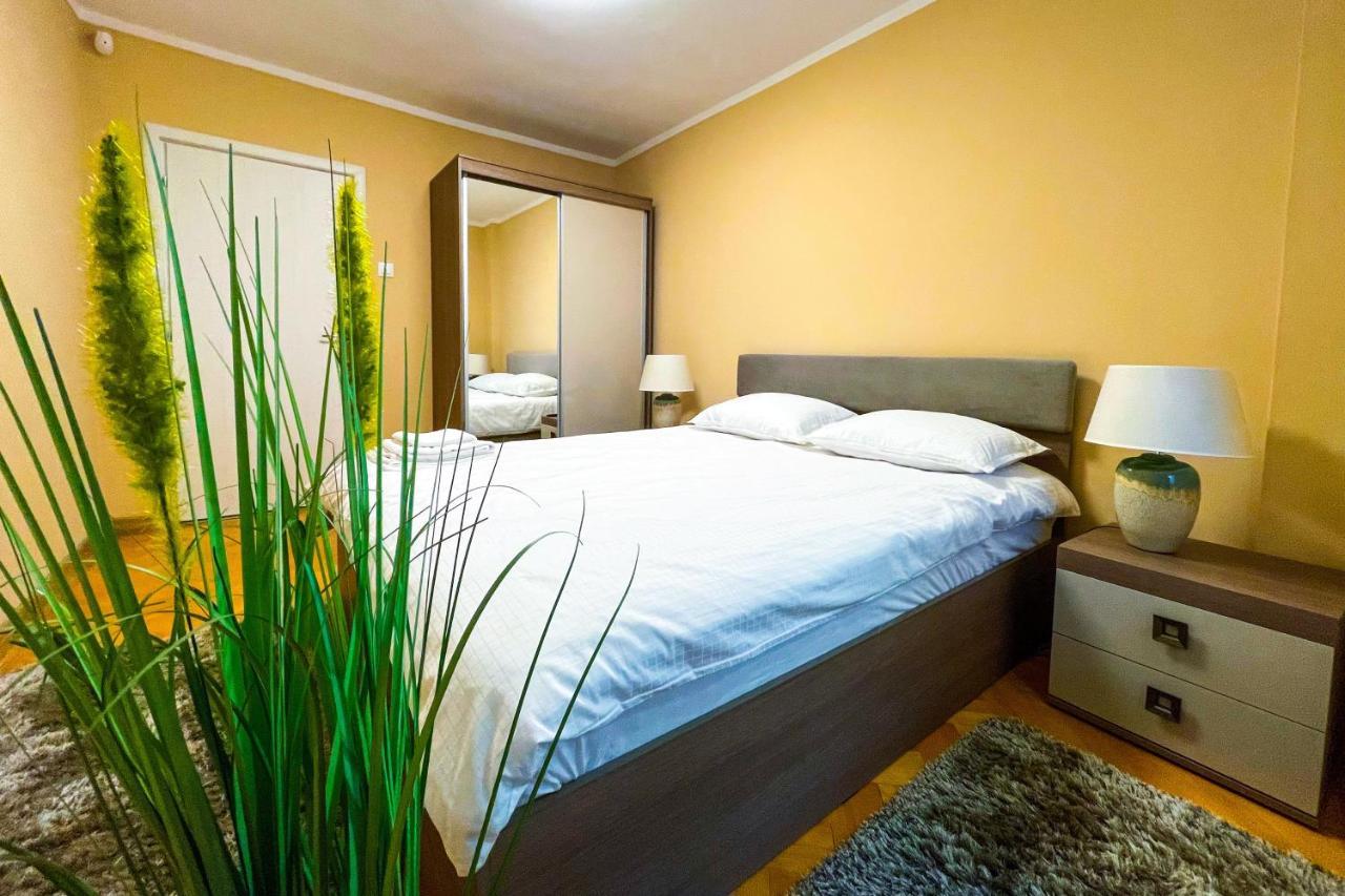 Apartament Rezidential Cero ทิมิชัวรา ภายนอก รูปภาพ